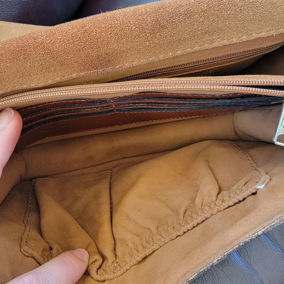 Purse - Picture 4 of 9